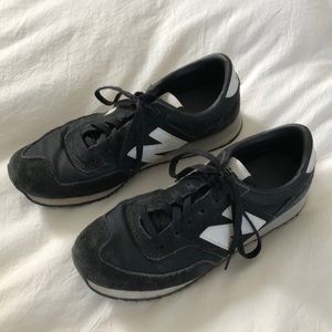 Black New Balance Sneakers